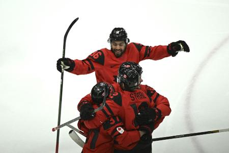 Eishockey-WM: Titelverteidiger Kanada siegt gegen Slowakei