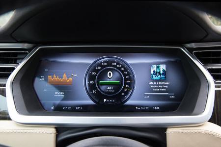 Tesla Model S, Rundinstrument, Anzeige