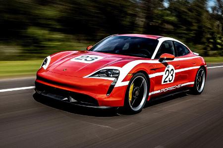 03/2020, Porsche Taycan mit Retro-Motorsport-Lackierung