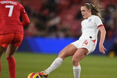 FC Bayern holt englische Nationalspielerin Stanway