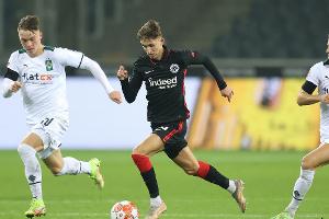 Frankfurt beginnt mit Lindström