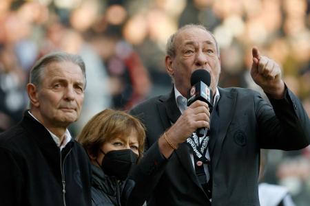 3:0 - Präsident Fischer glaubt fest an Eintracht-Sieg