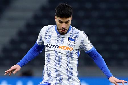 Suat Serdar (bis 70.) - Note: 5,5 - Agierte von Beginn an nervös und konnte die Verunsicherung nur ganz selten abschütteln. Machte im Passspiel enorm viele Fehler und kam gerade einmal auf knapp über 50 Prozent in der Passquote. Häufte daneben etliche weitere Ballverluste an, wenn er in seinen Dribblings hängen blieb.