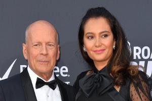 Bruce Willis' Frau hat mit seiner Aphasie-Diagnose zu kämpfen