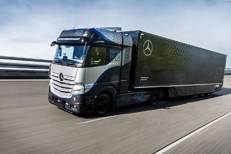 next level Mercedes-Benz GenH2 Truck