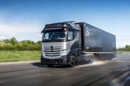 next level Mercedes-Benz GenH2 Truck