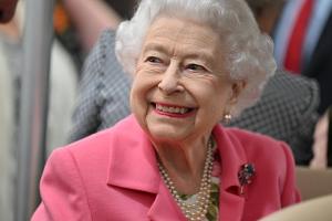 Queen Elizabeth II.: Riesige Goldmünze zum Platinjubiläum der Königin