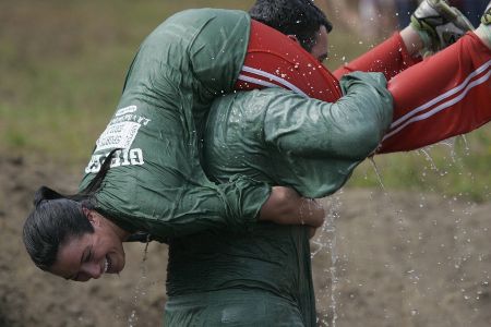 Gaga gewinnt: Das sind die verrücktesten Wettbewerbe der Welt