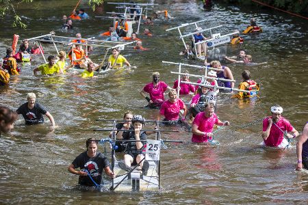 Gaga gewinnt: Das sind die verrücktesten Wettbewerbe der Welt