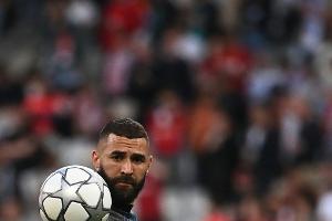 Eindringlinge und Tränengas: Chaos rund um Finale in Paris