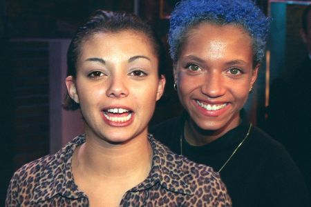 Menschen '97 tic tac toe