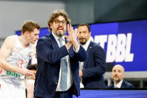 Trinchieri gratuliert zum "schmutzigen Sieg"