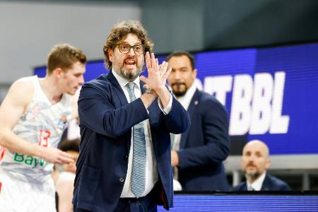 Trinchieri gratuliert zum 