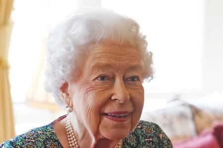 Queen Elizabeth II. will eigenes Pub eröffnen