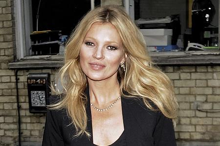 Kate Moss besucht Johnny Depps Konzert