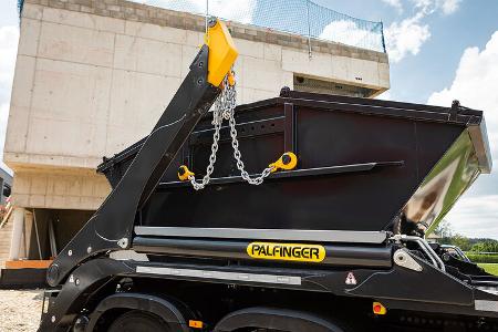 Mercedes E-Actros Elektro-Lkw Absetzkipper