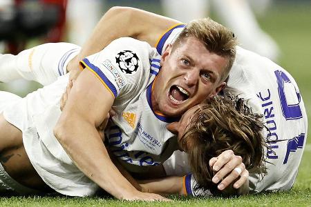 Altstars Arm in Arm: Toni Kroos und Luka Modric