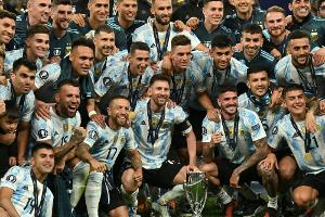 Argentinien zur WM-Vorbereitung in Abu Dhabi