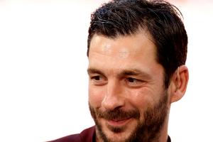 "Innere Zerrissenheit": Schwarz erklärt Russland-Verbleib