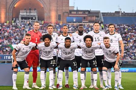 DFB-Männer spielen gegen England in EM-Trikots der Frauen