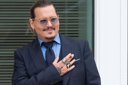 Johnny Depp bedankt sich nach Gerichtsurteil bei den Fans
