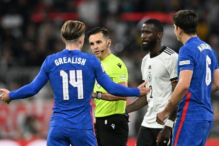 1:1 gegen England: Flick kann gegen Große nicht siegen