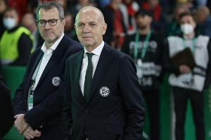 Präsident Neuendorf unterstützt DFB-Frauen vor Ort