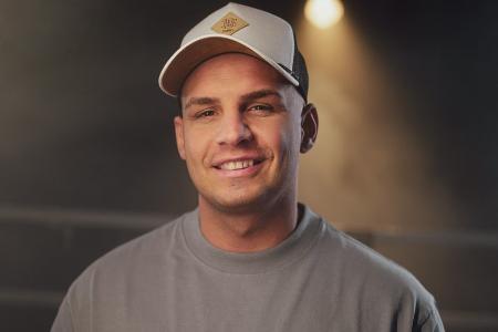 Pietro Lombardi: Vom 