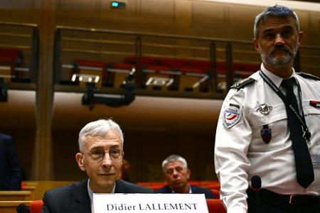 Final-Chaos: Pariser Polizeichef spricht von 