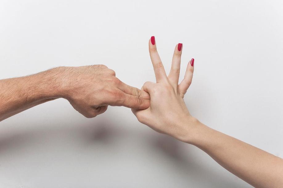 frauen befriedigen männer mit der hand Fingerfertigkeit: So legen Sie bei Frau Hand an