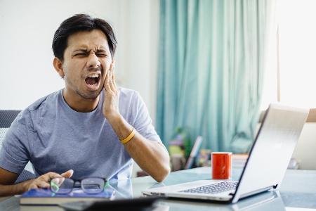 Hilfe bei Abrieb durchs Zähneknirschen
