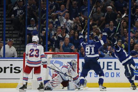 NHL: Tampa Bay verkürzt gegen Rangers