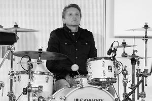 Ex-Puhdys-Schlagzeuger Klaus Scharfschwerdt mit 68 Jahren gestorben