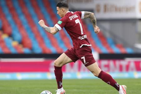 Dresden verlängert mit Vlachodimos