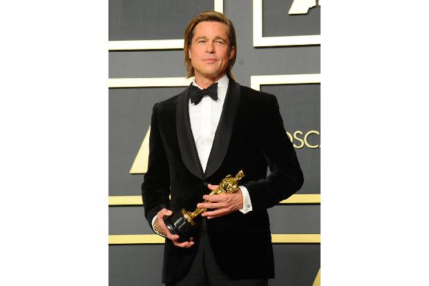 Nachdem er 'Sieben Jahre in Tibet' drehte, erteilte China Brad Pitt ein 15 Jahre währendes Einreiseverbot. Er befindet sich jedoch in guter Gesellschaft, denn wer sich für ein freies Tibet oder Mensch ...