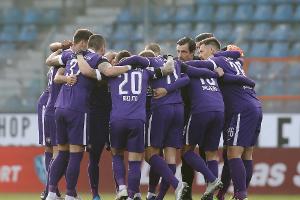 Neu-Trainer Rost lockt Danhof und Knezevic nach Aue