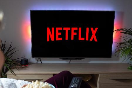 Vorwürfe gegen die Produktion: Netflix-Stars sterben bei Auto-Unfall