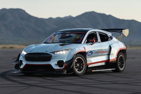 Ford Mustang Mach-E 1400 