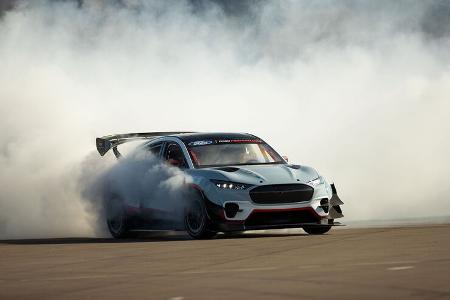 Ford Mustang Mach-E 1400 