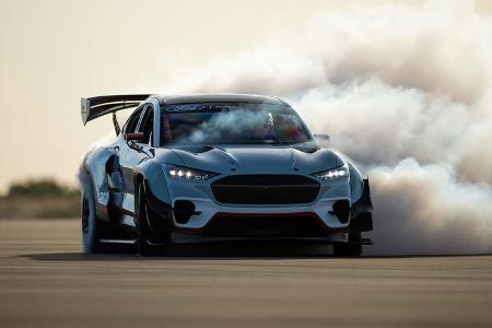 Ford Mustang Mach-E 1400 