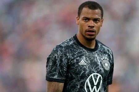 Lukas Nmecha (ab 75.) - ohne Bewertung - Der Wolfsburger kam bei seiner rund viertelstündigen Einsatzzeit zu keiner gefährlichen Szene rund um den italienischen Strafraum.