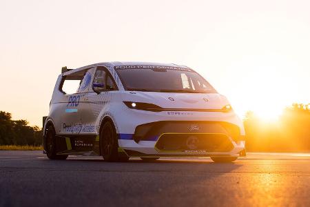 Ford Pro Electric SuperVan