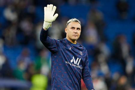 Platz 10: Keylor Navas (PSG) - In Paris die Nummer 1 - und das obwohl vor der Saison in Gianluigi Donnarumma ein absoluter Top-Mann aus Mailand kam. Entschied das Duell aber klar für sich und hatte seinen Anteil am Meistertitel von PSG. War auch für seine Nationalmannschaft Costa Rica ein starker Rückhalt. Der Lohn: Die Mittelamerikaner lösten das WM-Ticket.