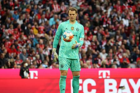 Platz 4: Manuel Neuer (FC Bayern) - Keine schlechte Saison des Bayern-Kapitäns, aber auch keine überragende. Hielt in der Bundesliga mehr als solide, enttäuschte aber - wie beinahe alle Münchner - in den CL-Duellen gegen Villarreal.