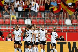 DFB-Frauen meistern EM-Generalprobe mit Bravour