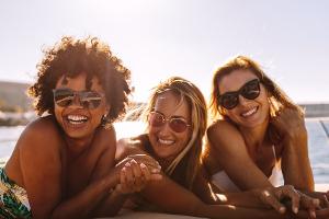 Rund, oval, eckig: So finden Sie die perfekte Passform für Ihr Gesicht