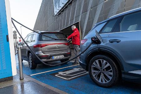 Audi Q4 50 E-Tron Quattro, Mercedes EQB 350 4Matic