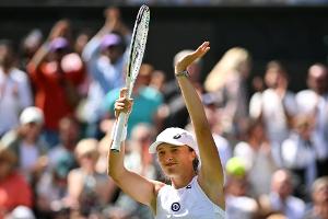 Top-Favoritin Swiatek baut in Wimbledon ihre Serie aus