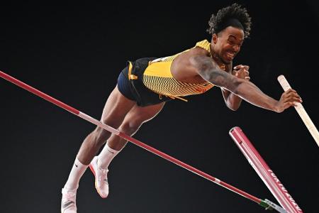 Lita Baehre fliegt über 5,90 m und weckt Medaillenhoffnungen