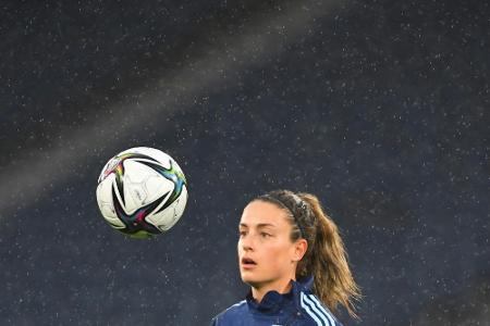 Fußball-EM: Weltfußballerin Putellas erleidet Kreuzbandriss